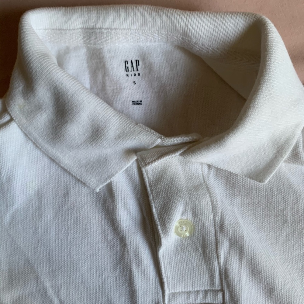 Used clothes - Picture 2 of 3